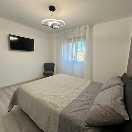 Sempione Apartment Лайнате Екстериор снимка