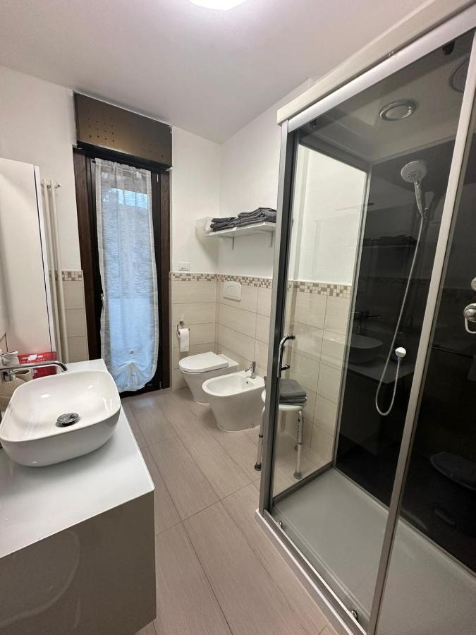 Sempione Apartment Лайнате Екстериор снимка