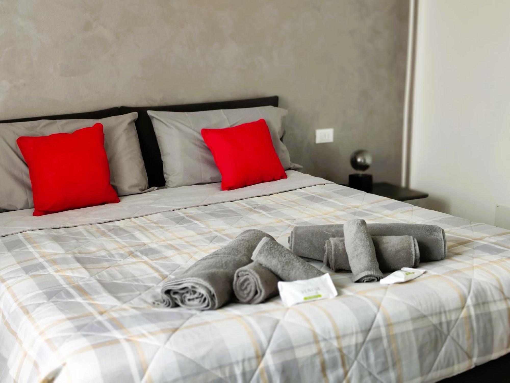 Sempione Apartment Лайнате Екстериор снимка